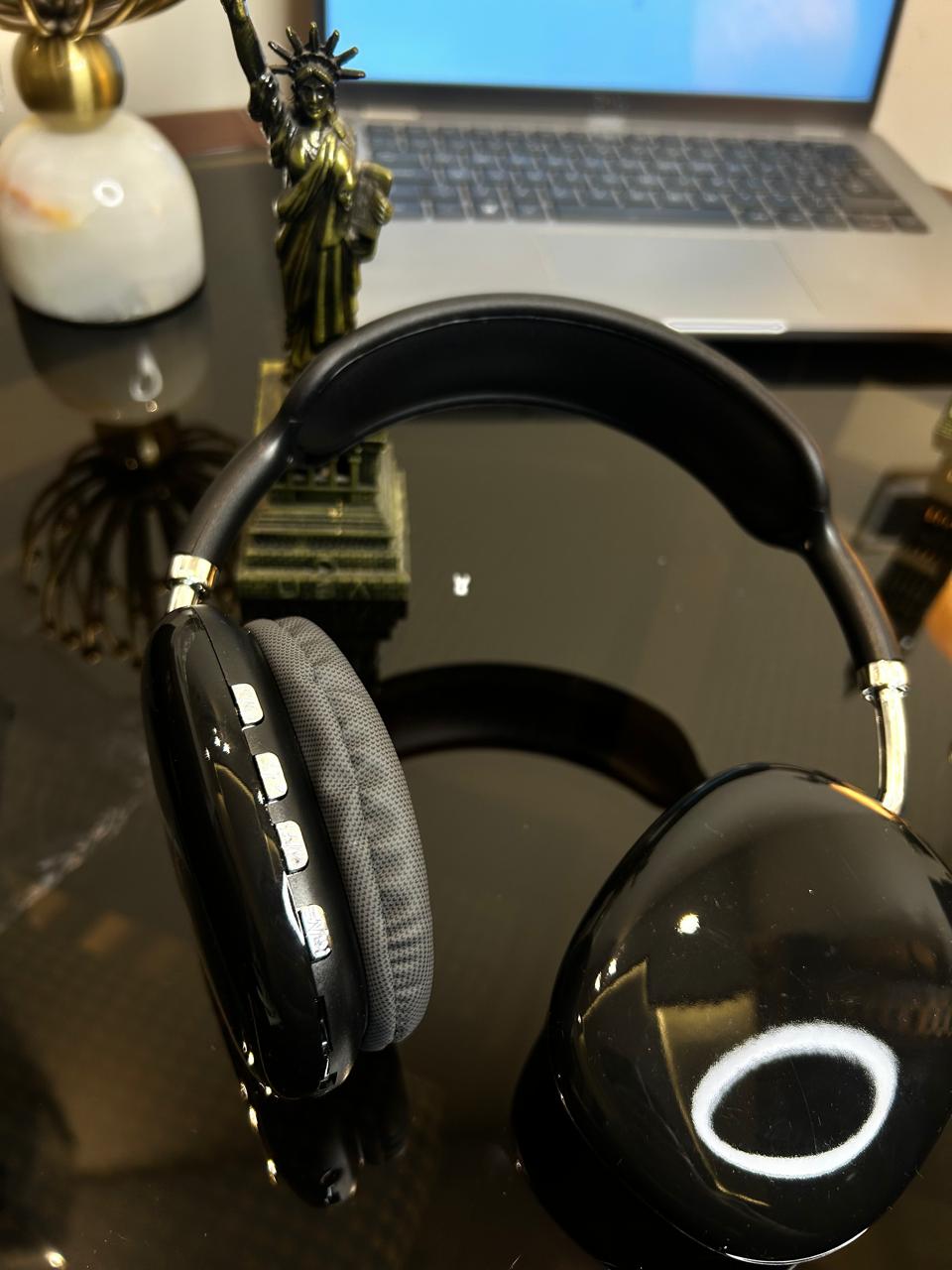 P9
