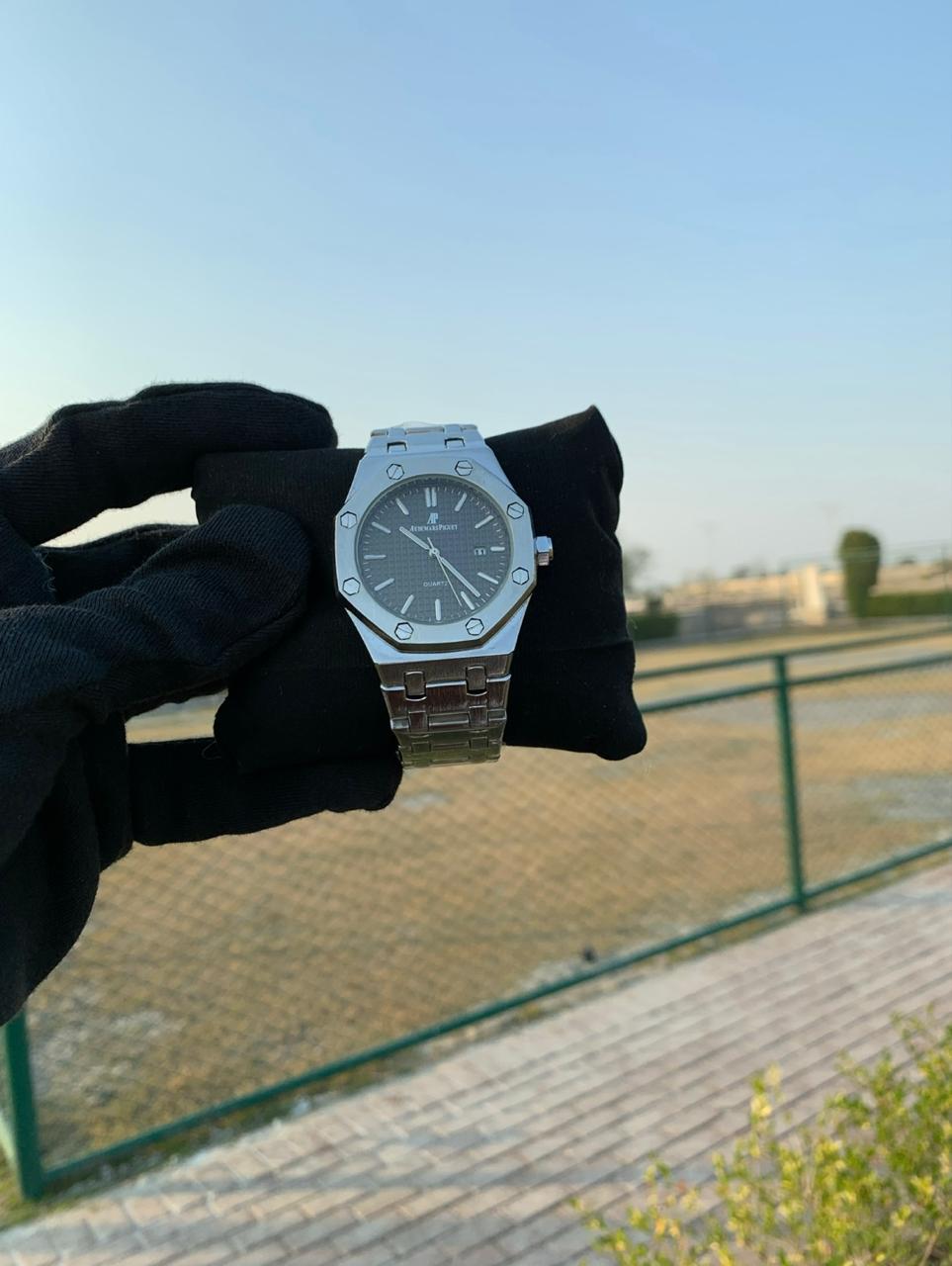 Audemars Piguet Unique Finishing with Date Adjuster